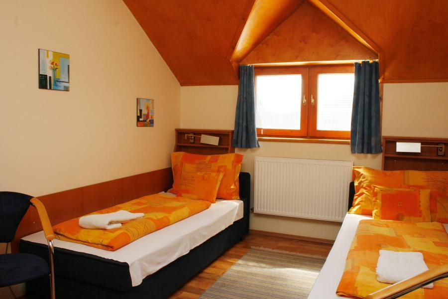 Motel 60 Hatvan Extérieur photo
