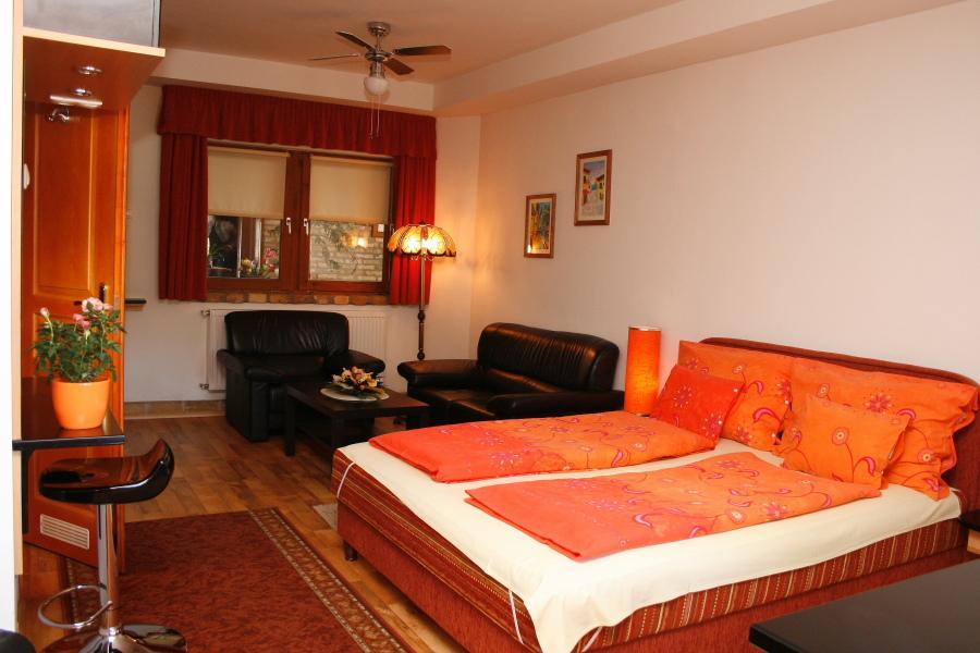 Motel 60 Hatvan Chambre photo