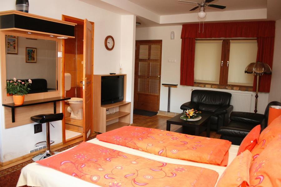 Motel 60 Hatvan Chambre photo